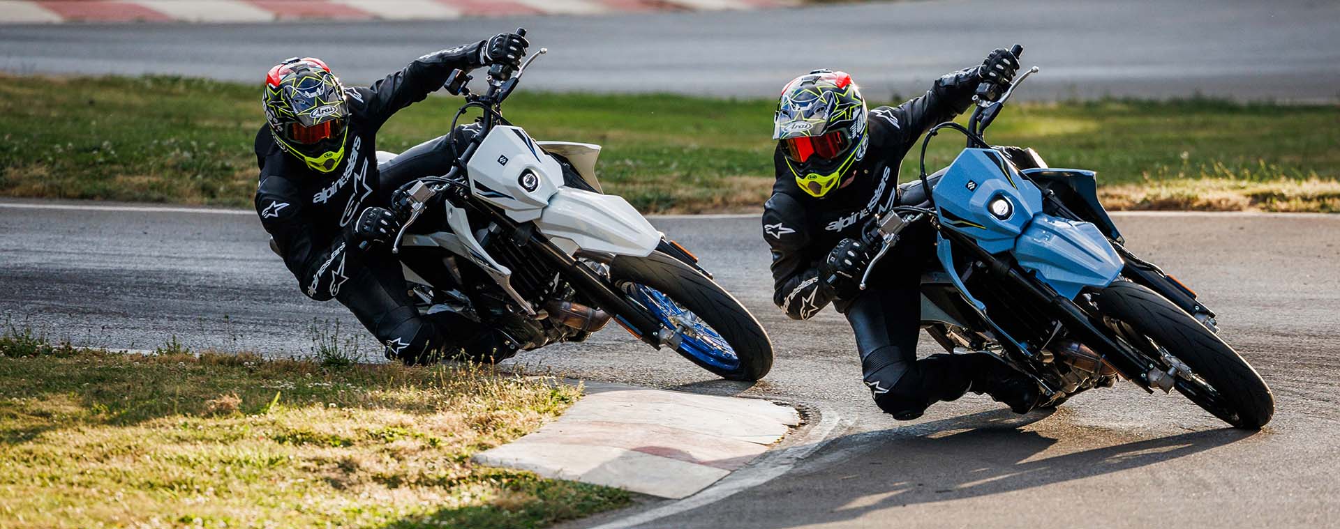 Pair of 2025 Suzuki DR-Z4SM racing on track